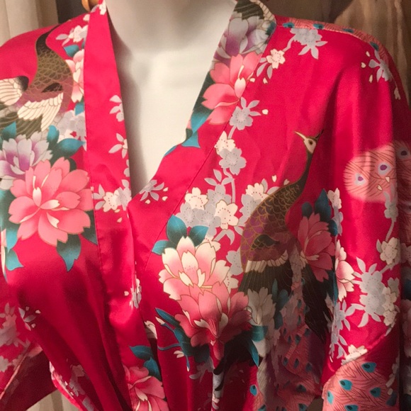 Oriental Village Silk Collection kimono robe S/m - Picture 2 of 7